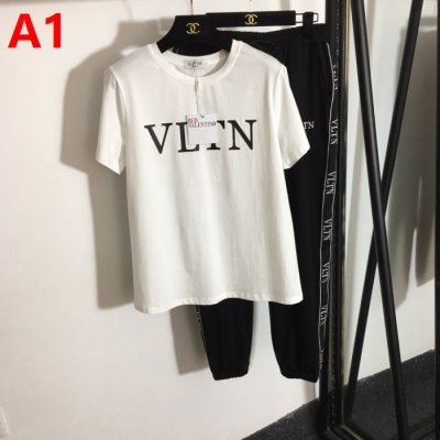 VALENTINO ヴァレンティノ 半袖上下セット 入手困難