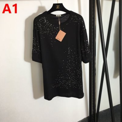 MIU MIU ミュウミュウ 半袖Tシャツ 軽量