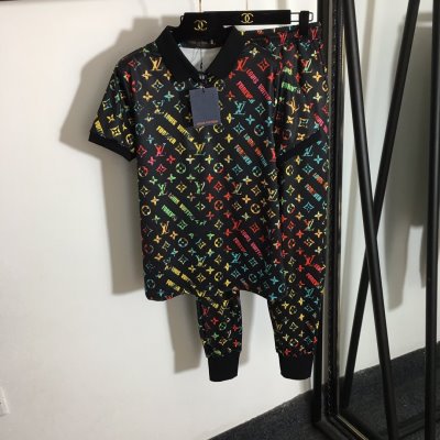 LOUIS VUITTON ルイヴィトン 半袖上下セット 大注目名品