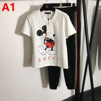 GUCCI グッチ 半袖上下セット 服一覧 モデル愛用