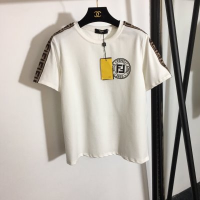 FENDI フェンデイ 半袖上下セット 欧米韓流/雑誌