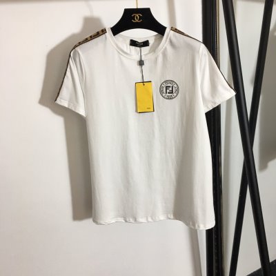 FENDI フェンデイ 半袖上下セット 個性派