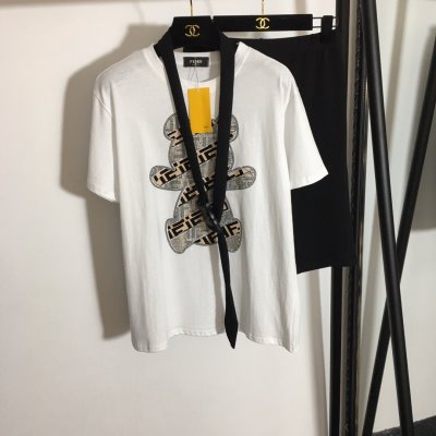 FENDI フェンデイ 半袖上下セット 最新作