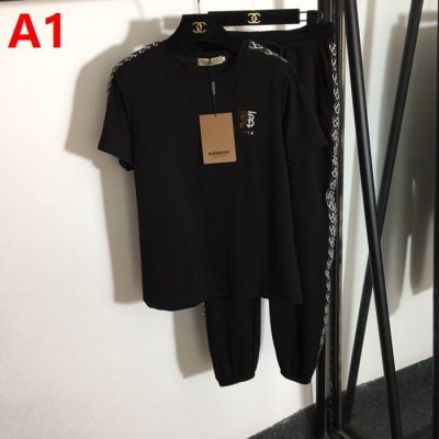 BURBERRY バーバリー 半袖上下セット 値下げ！