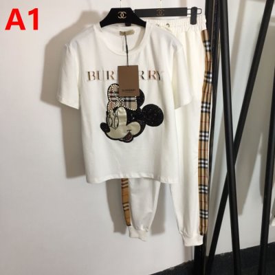 BURBERRY バーバリー 半袖上下セット 格安！