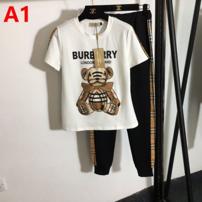 BURBERRY バーバリー 半袖上下セット SALE開催