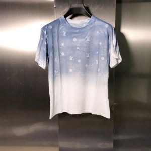 ストリート界隈でも人気 ルイ ヴィトン LOUIS VUITTON 20新作です 半袖Tシャツ ストリート系に大人気