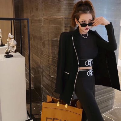 BALENCIAGAバレンシアガ 半袖上下セット 高級