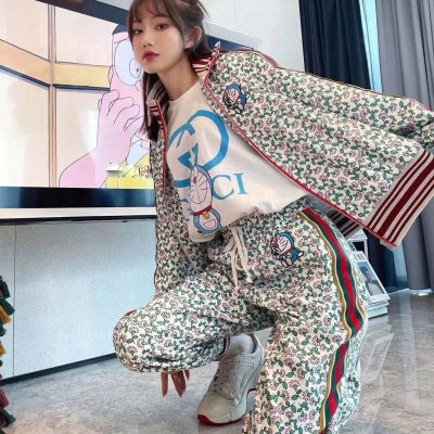 GUCCI グッチ スポーツウェア/上下セット 上質 大人気！