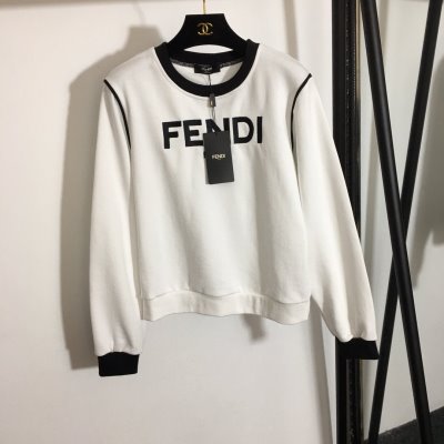 FENDI フェンデイ ジャケット、上着/パーカー 超レア 新入荷