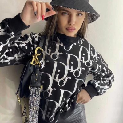 DIOR ディオール ニットウェア 魅力的