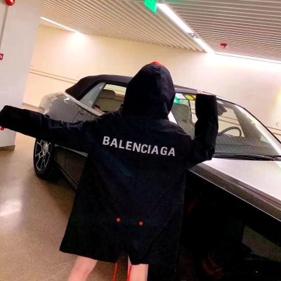 BALENCIAGAバレンシアガ ジャケット、上着 超レア 新入荷