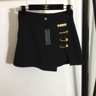 VERSACE ヴェルサーチ ショートパンツ ★新作セール