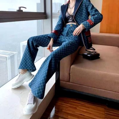 GUCCI グッチ ジーンズ 最新商品即完売必至
