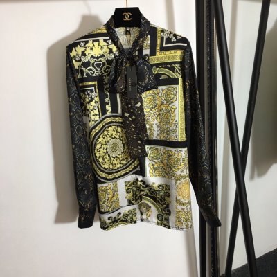 VERSACE ヴェルサーチ シャツ 上質 大人気！