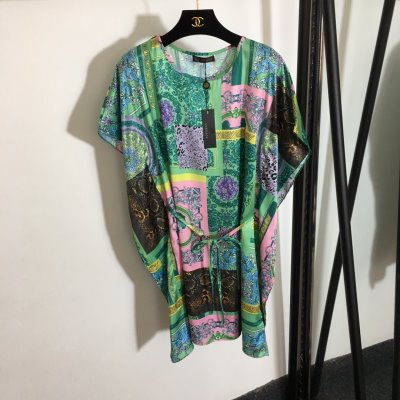 VERSACE ヴェルサーチェ ワンピース 特選新作