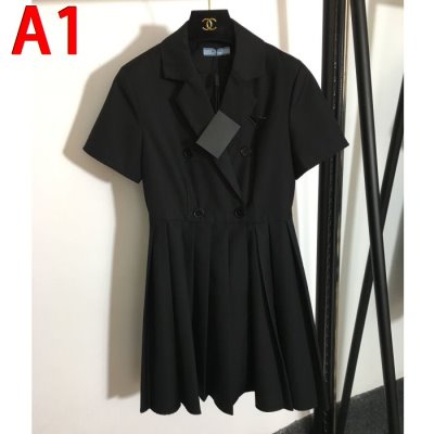 PRADA プラダ ワンピース 先行入手