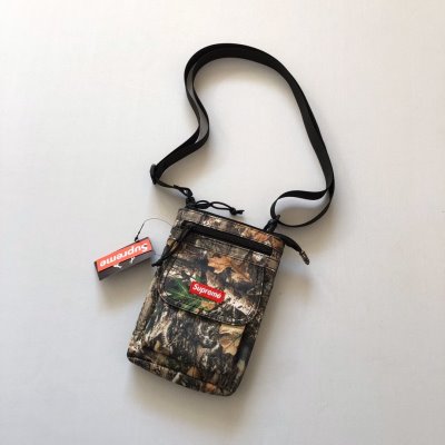 SUPREME シュプリーム 肩掛けバッグ 