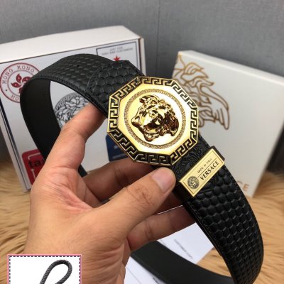 VERSACEヴェルサーチェ 激安で可愛い ベルト 