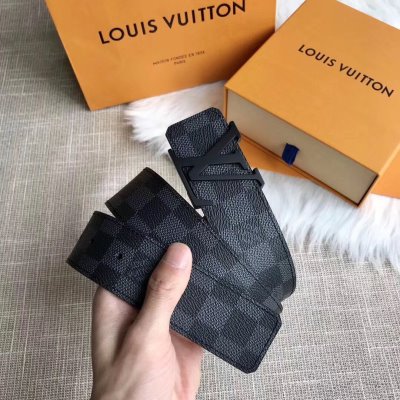 LOUIS VUITTONルイヴィトン 販売店舗限定モデル ベルト 