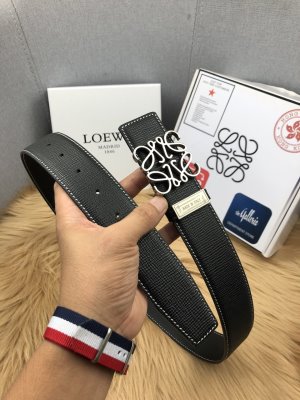 LOEWEロエベ 魅力的 ベルト 3.8cm