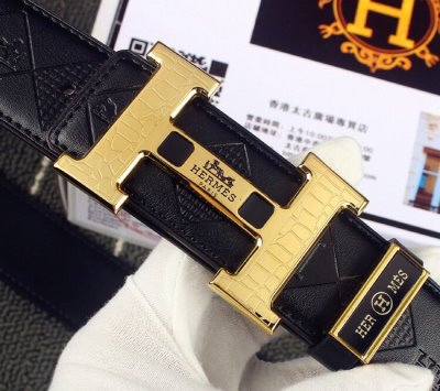 HERMESエルメス 一味違うケーブル編みが魅力満点 ベルト 