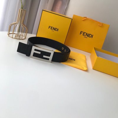 FENDIフェンデイ 吸汗速乾 ベルト 42MM