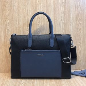 本当に嬉しいアイテム プラダ PRADA ハンドバッグ 差をつけたい人にもおすすめ