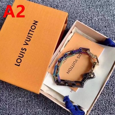ブレスレット LOUIS VUITTON ルイヴィトン 足下注目してくれる ブレスレット