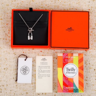 ネックレス HERMES エルメス 今年も人気 ネックレス