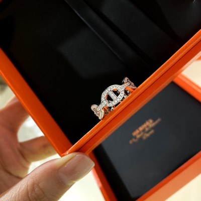 指輪 HERMES エルメス 入手困難 6*7*8