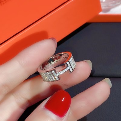 指輪 HERMES エルメス 大注目国内完売数量限定 6*7*8