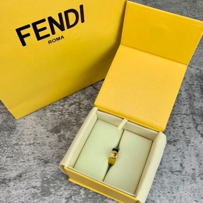 指輪 FENDI フェンデイ 大注目国内完売数量限定 6*7*8