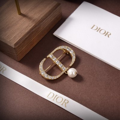 ブローチ DIOR ディオール 値下げ！ ブローチ