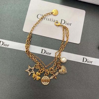 ブレスレット DIOR ディオール 今年も人気 ブレスレット