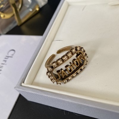 指輪 DIOR ディオール 美品！ フリーサイズ