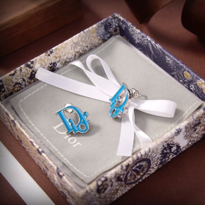 ピアス DIOR ディオール 大人気☆NEW!! ピアス