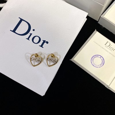 ピアス DIOR ディオール 新品 ピアス