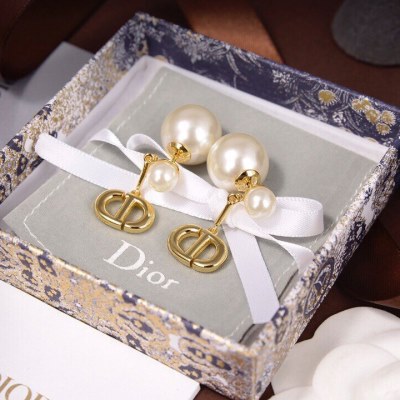 ピアス DIOR ディオール オンライン限定商品 ピアス