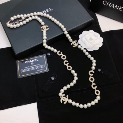 ネックレス CHANEL シャネル 首胸ロゴ ネックレス