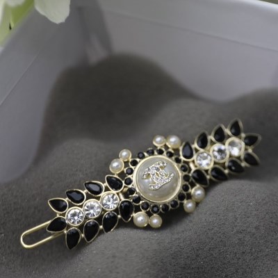 髪飾り CHANEL シャネル 新作売切れ続出 髪飾り