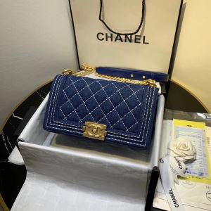 どのアイテムも手頃な価格で シャネル CHANEL トレンド最先端のアイテム レディースバッグ