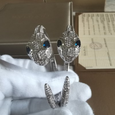 バングル BVLGARI ブルガリ 新作売切れ続出 バングル