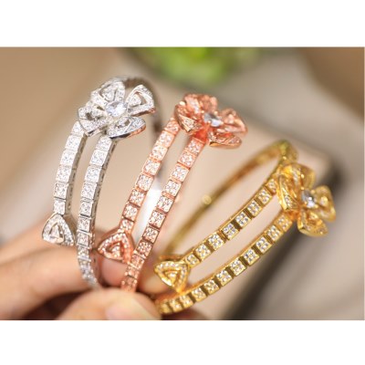 バングル BVLGARI ブルガリ 完売必須 バングル