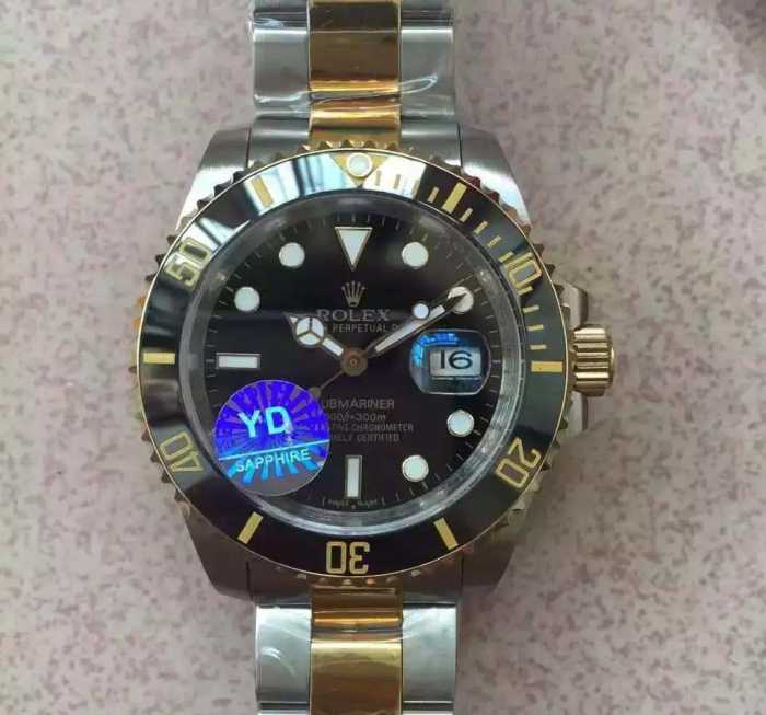 ムダな装飾を排したデザイン2020 ロレックス ROLEX 8215ムーブメント...