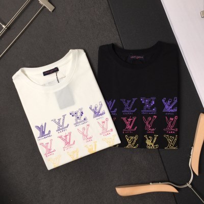 LOUIS VUITTON ルイヴィトン 半袖Tシャツ 足下注目してくれる S*M*L*XL*2XL