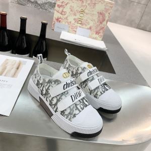 今年の秋冬のトレンド激安セール ランニングシューズ 20202020秋冬流行色紹介 ディオール DIOR 最新秋冬トレンドをチェック