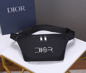 ディオール 2020話題の商品 DIOR ポーチ ランキング1位 安心の実績