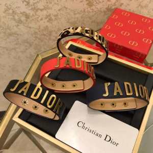 おしゃれデザインも大人気 ディオール DIOR ブレスレット2020夏色っぽさ 3色可選 夏の王道　適度な上品さ