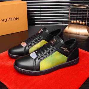 とにかく完璧ブランド新作 ルイ ヴィトン 秋服コーデ2020年版 LOUIS VUITTON 2色可選 ランニングシューズ 大胆なチェックの人気トレンド
